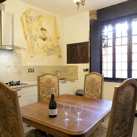 Maison De Nostradamus*** Occitanie Insolite Tatil Evi *