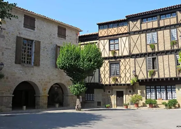 Maison De Nostradamus*** Occitanie Insolite Feriehus *