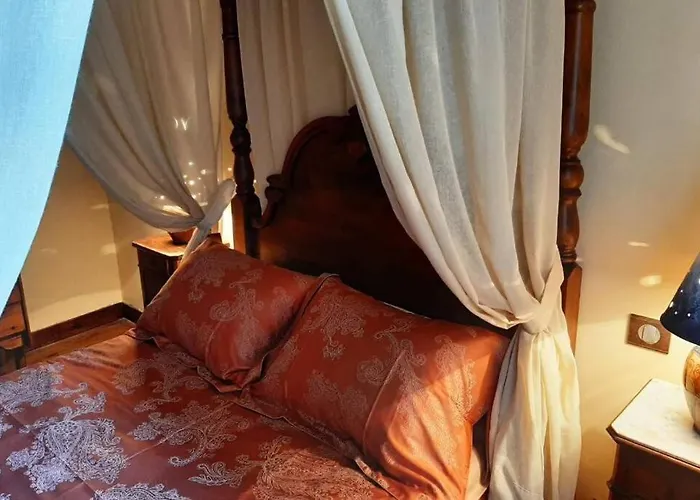 Maison De Nostradamus*** Occitanie Insolite Feriehus